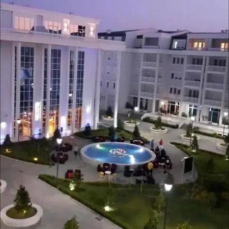 Private 3 Bedrooms Grand Europa